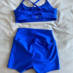 Alo Yoga Air Lift Set Short and sport bra
